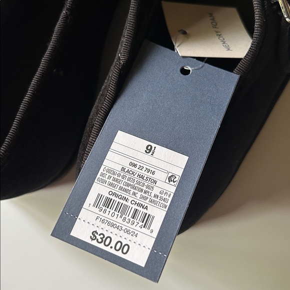 Universal Thread Halston Mary Jane Ballet Flats Black Velvet - Picture 16 of 16